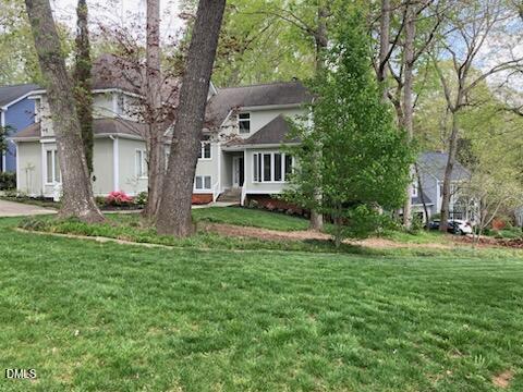 813 Vestavia Woods Drive