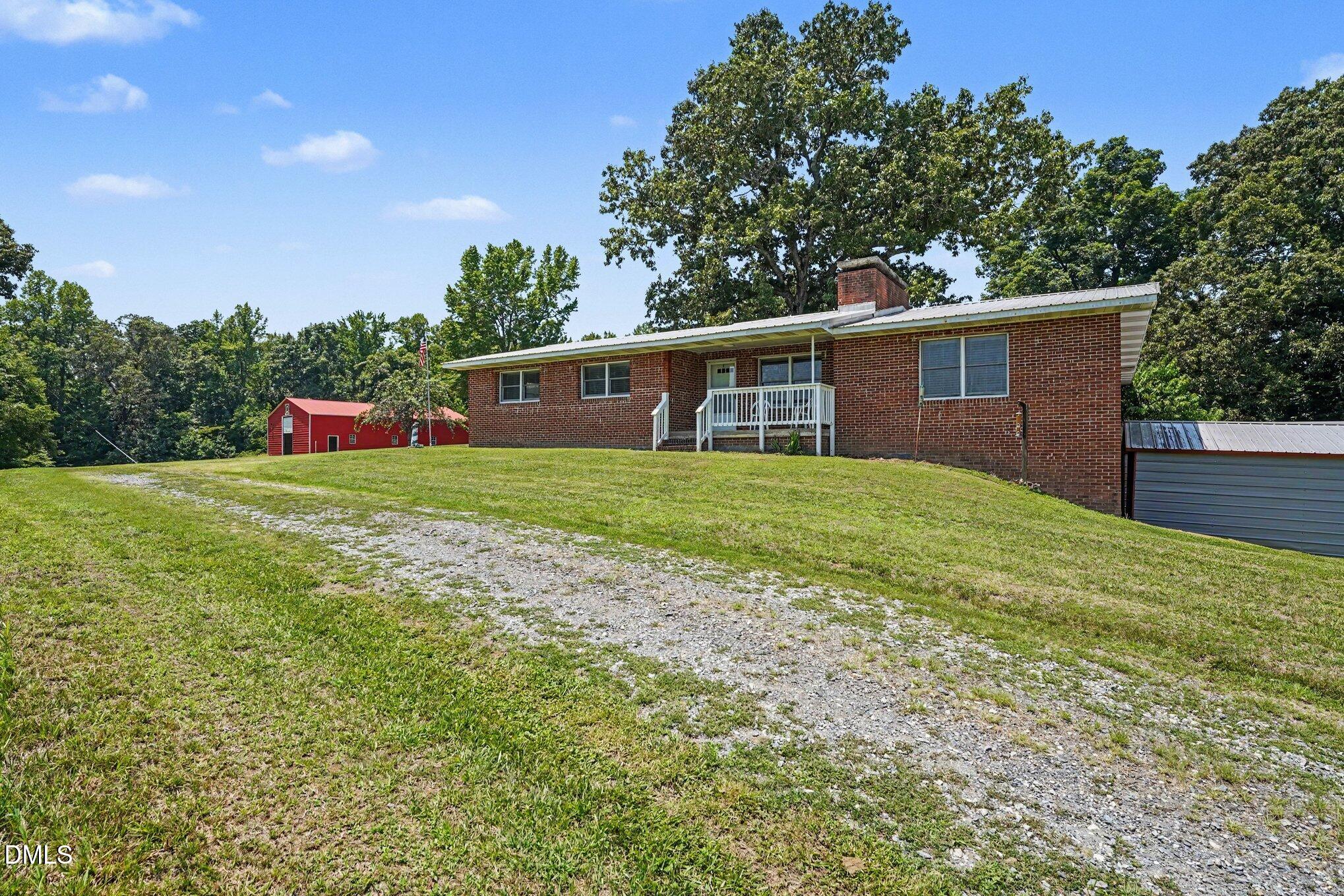 5529 Hollow Hill Road
