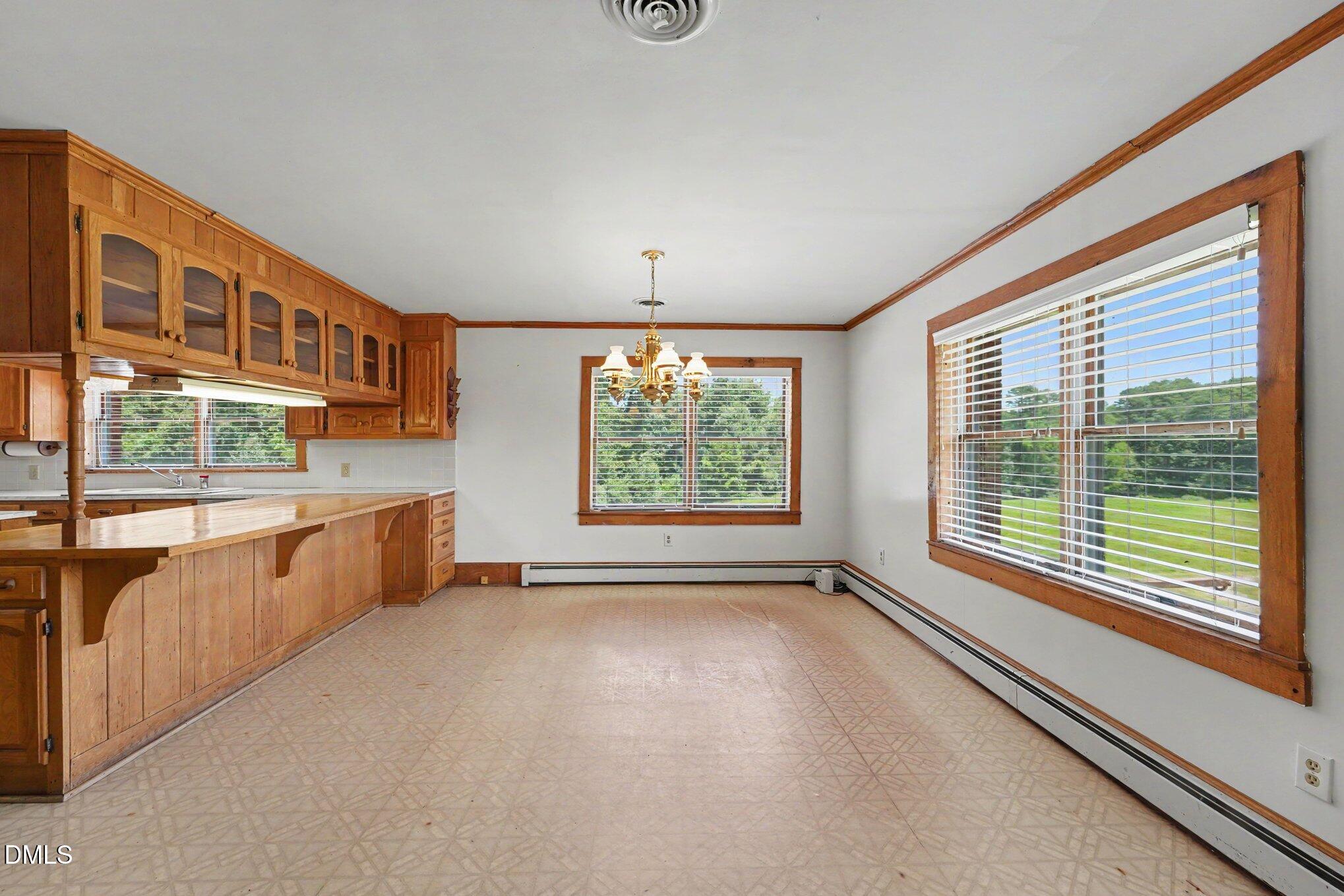 5529 Hollow Hill Road