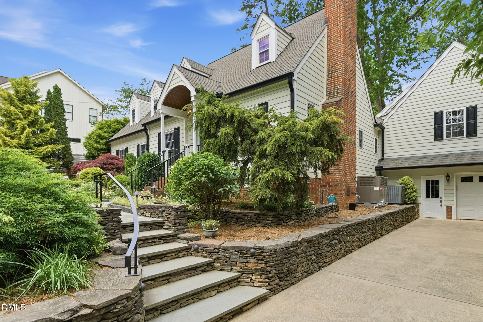 3218 Oak Grove Circle