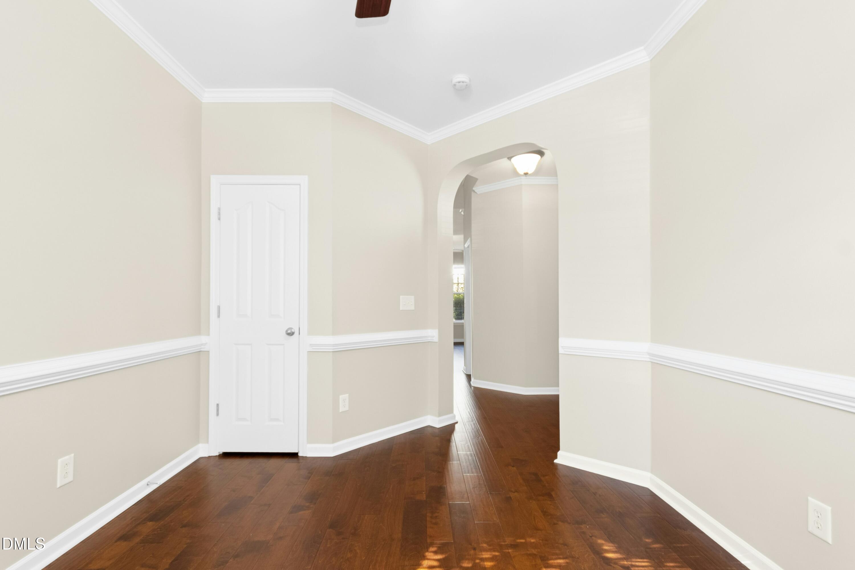 414 Hilltop View Street