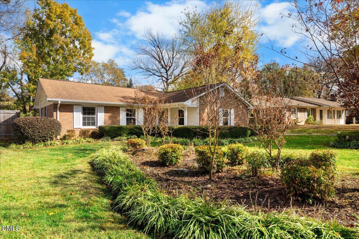 2323 Buckingham Road