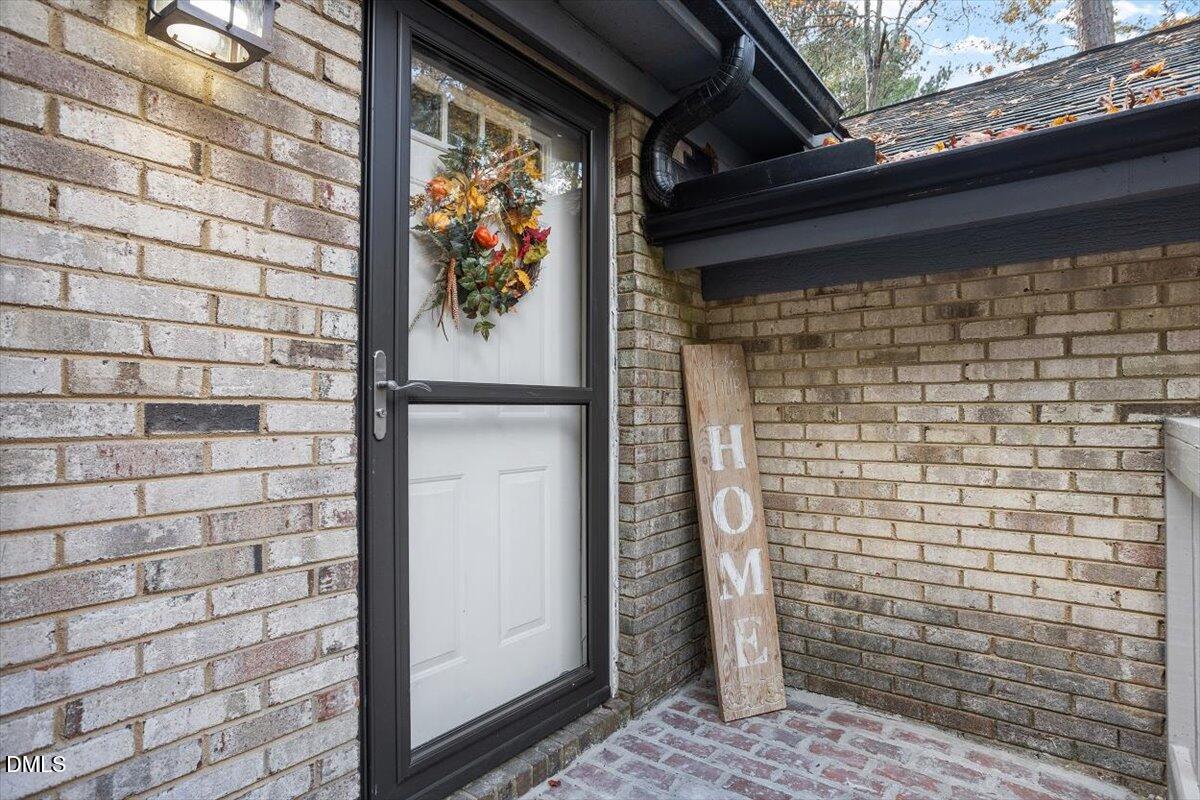 200 W Woodcroft Parkway 60c