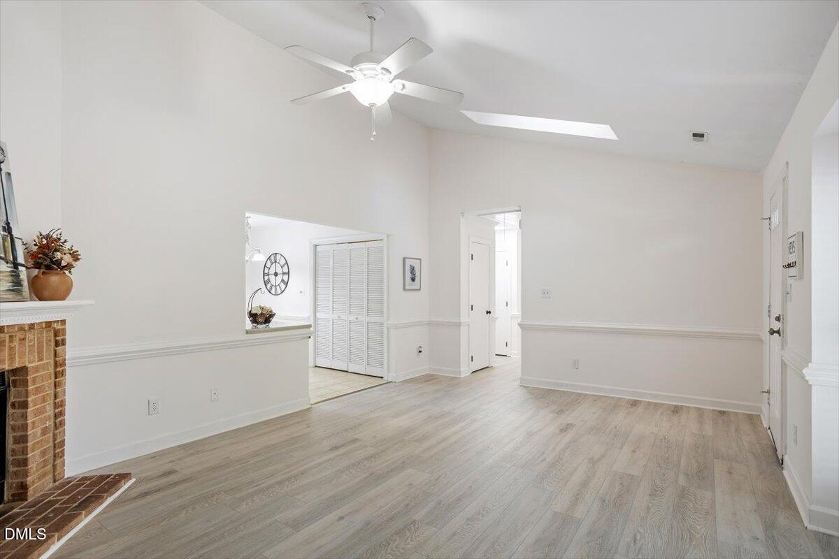 200 W Woodcroft Parkway 60c