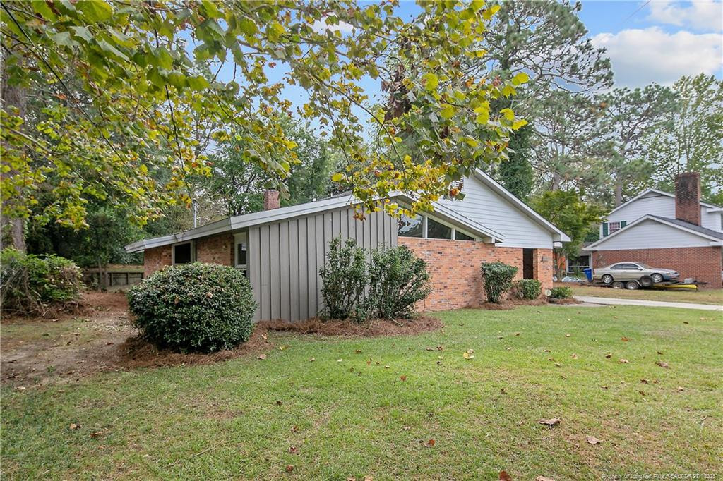 2621 Elmhurst Drive