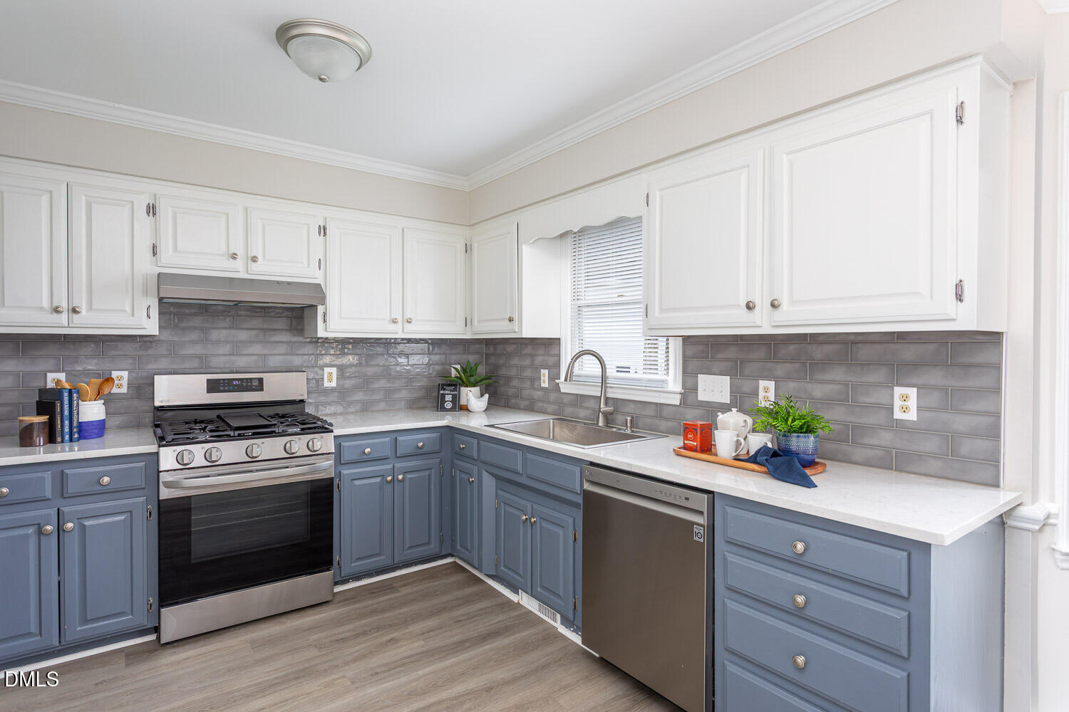 203 Wood Hollow Drive