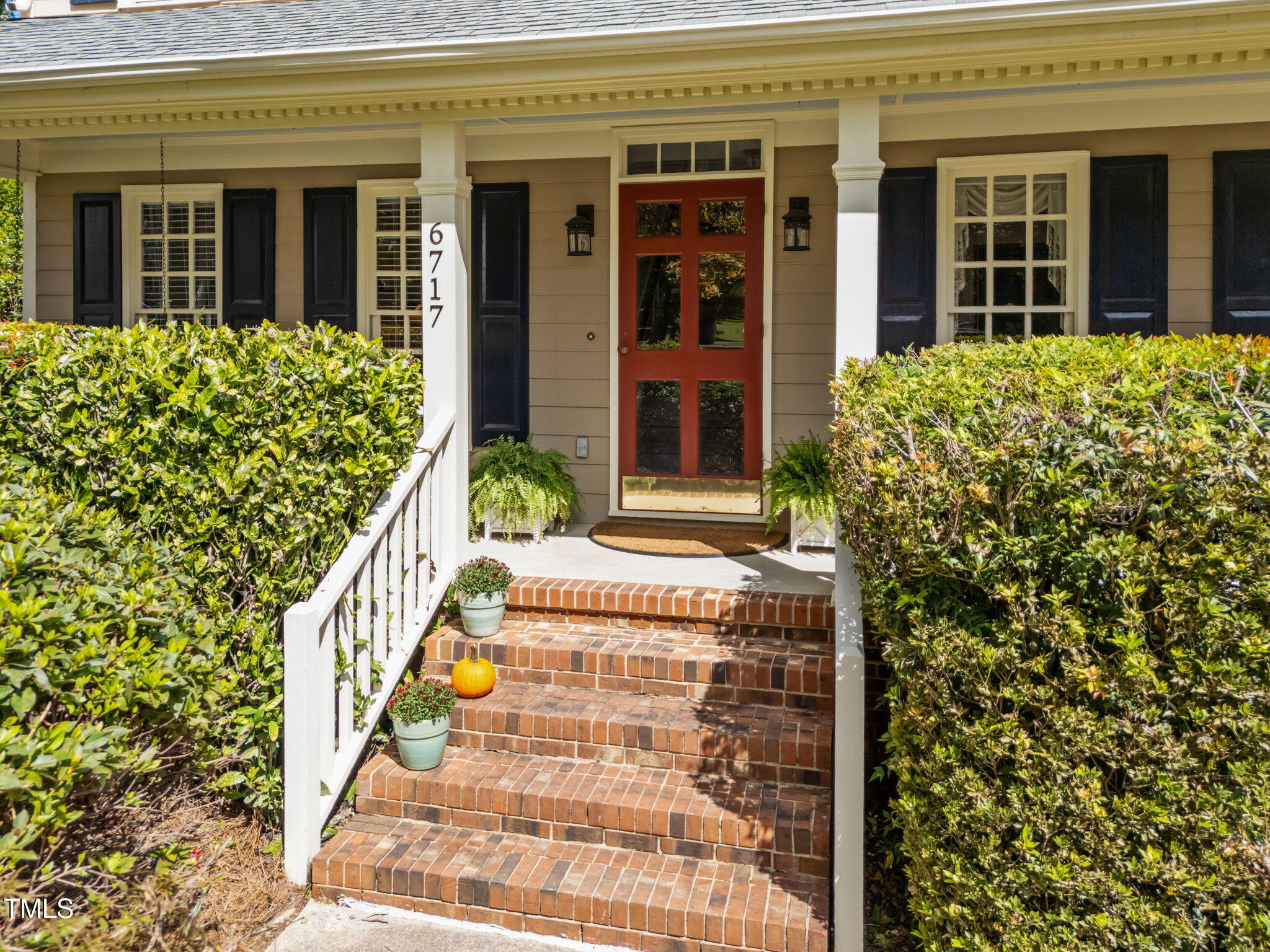 6717 Ascot Court