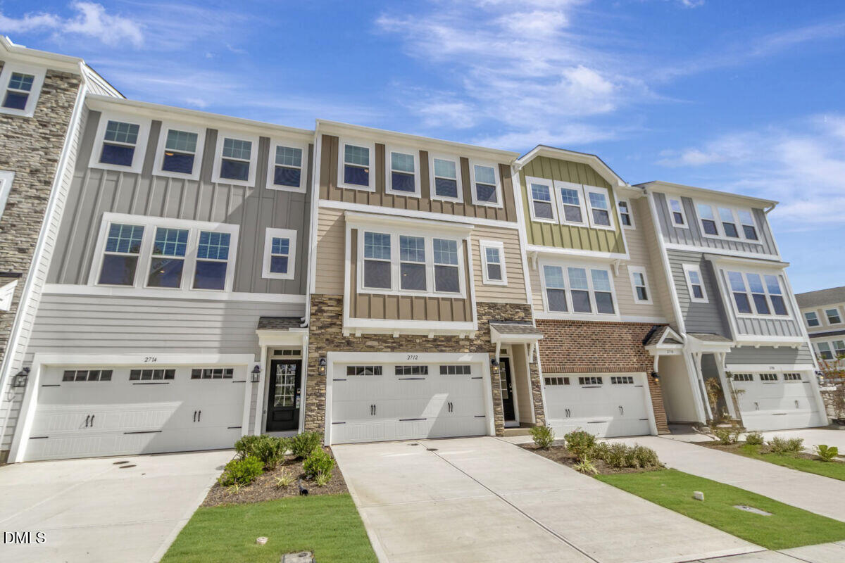 2712 Hunter Woods Drive #633