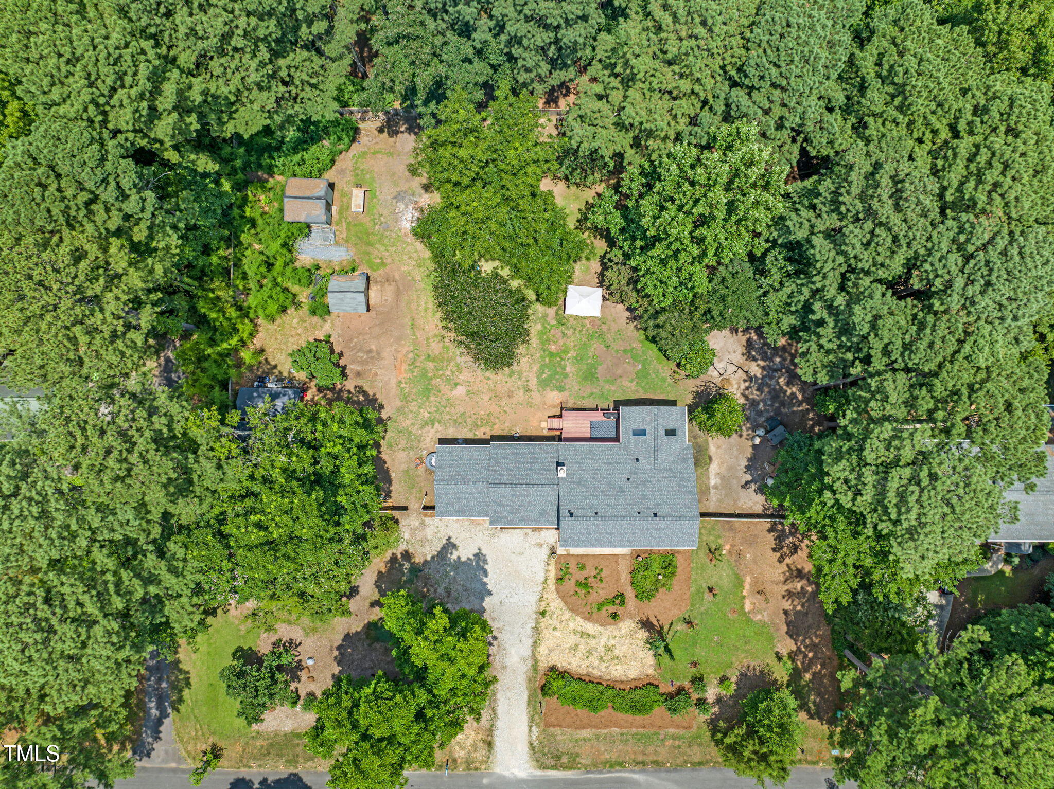 5209 Amsterdam Place