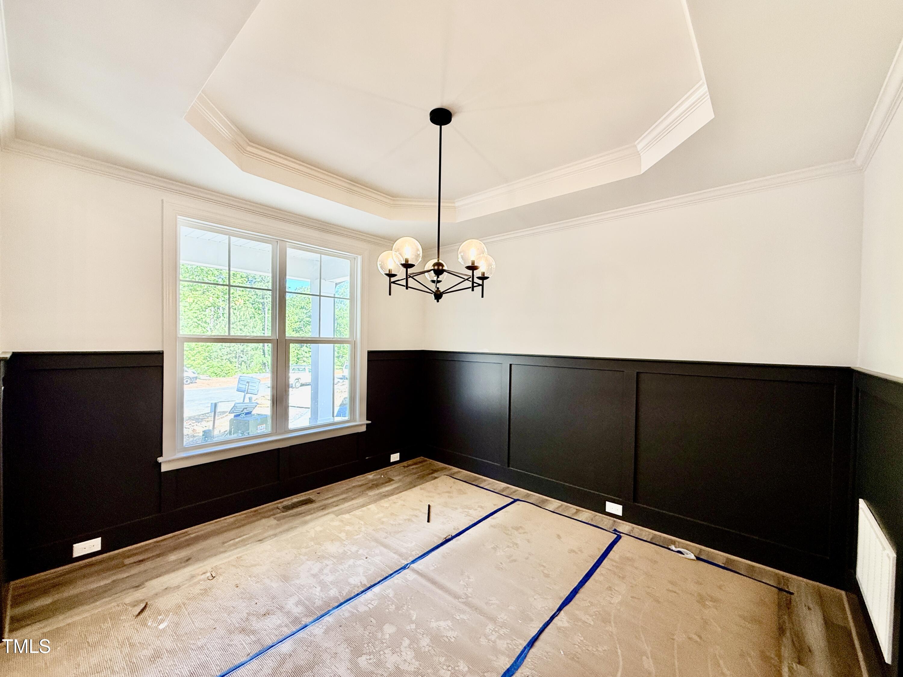 2621 Silver Gate Court