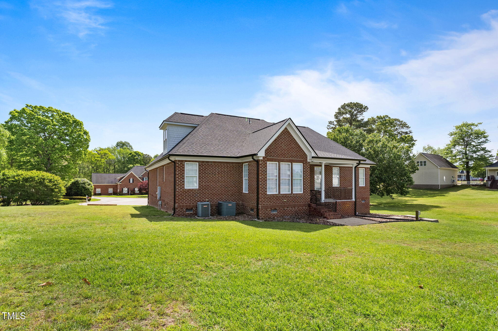 105 Pinecrest Drive