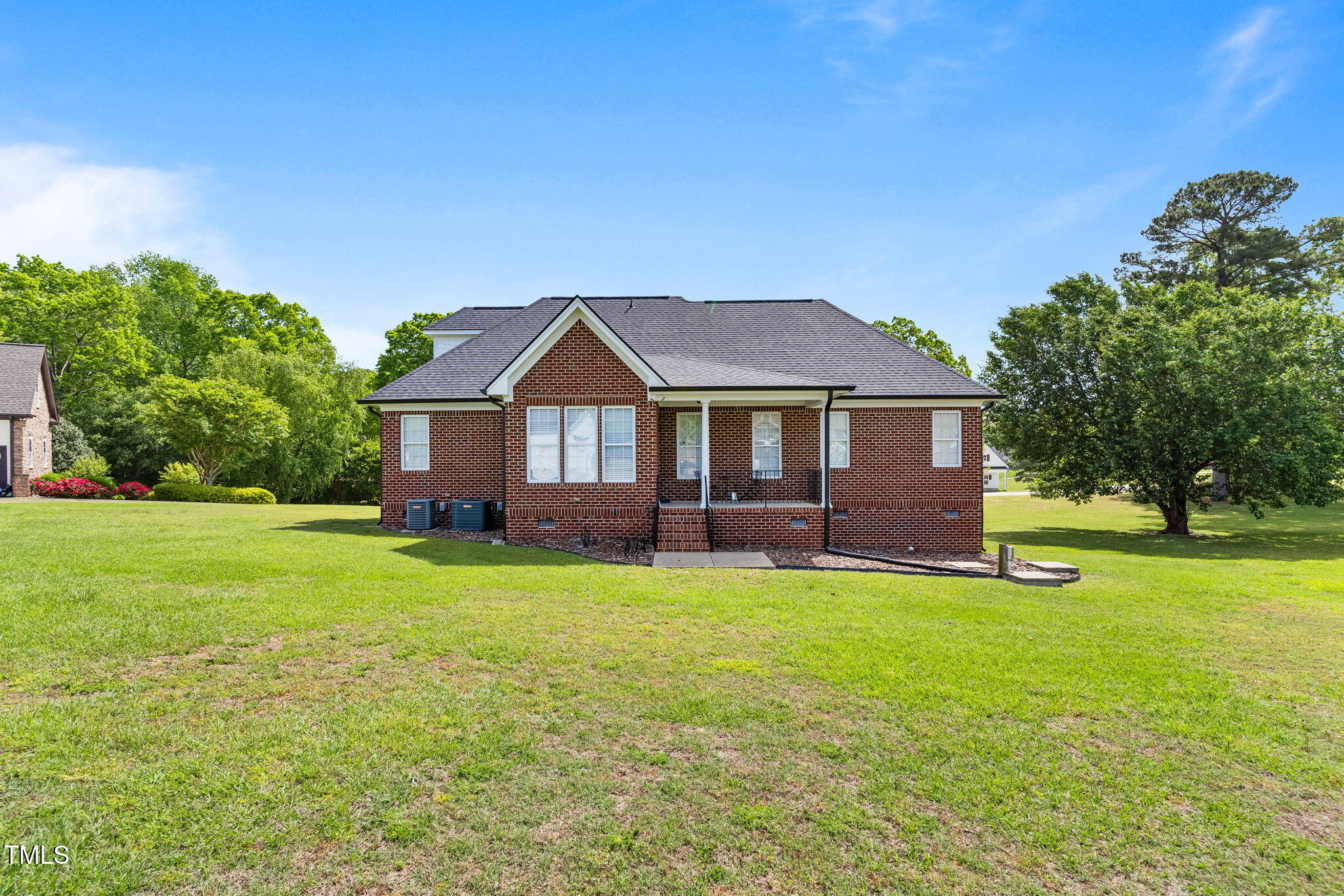 105 Pinecrest Drive
