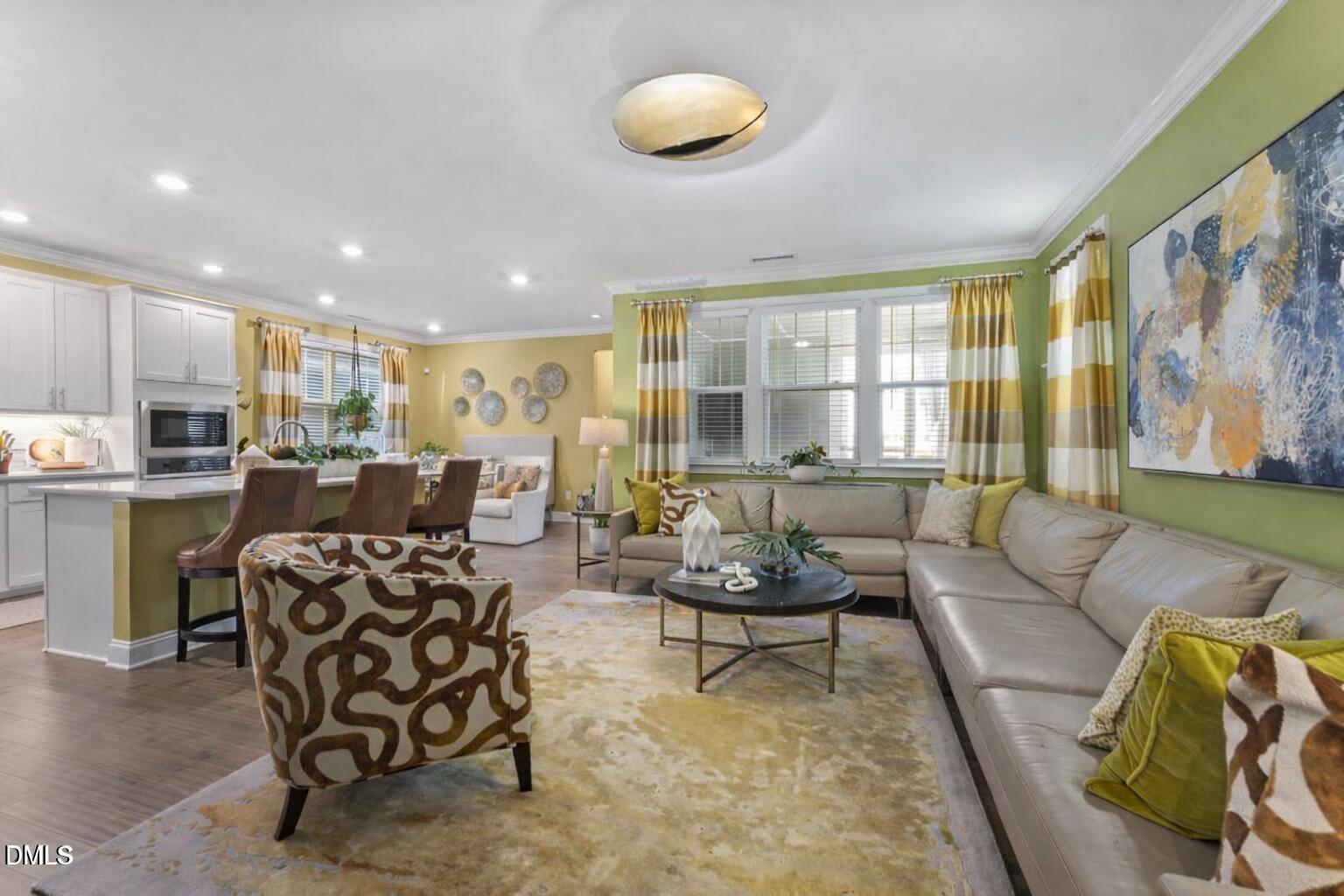 6142 Giddings Street