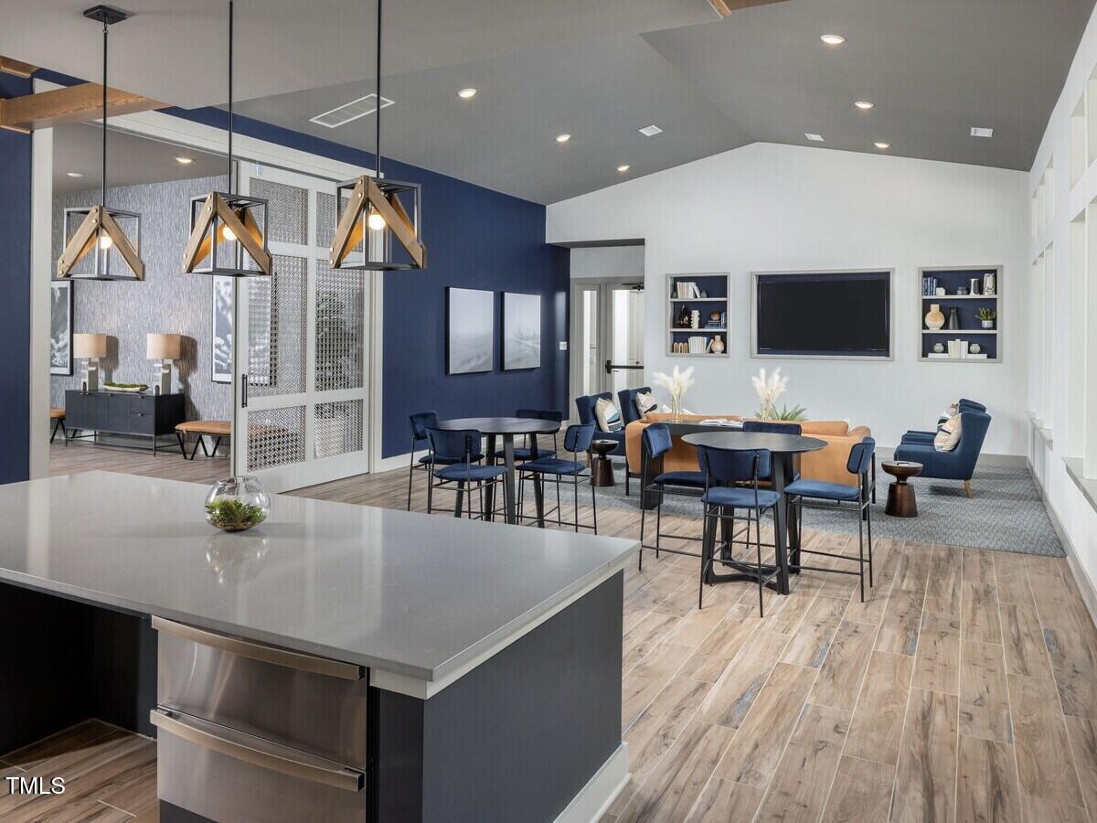 Raleigh, North Carolina 27604, United States, 2 Bedrooms Bedrooms, ,2 BathroomsBathrooms,Residential,Active,33418