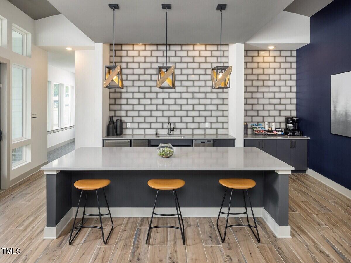 Raleigh, North Carolina 27604, United States, 2 Bedrooms Bedrooms, ,2 BathroomsBathrooms,Residential,Active,33418