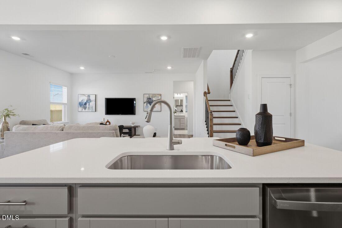 200 Seagraves Creek Lane