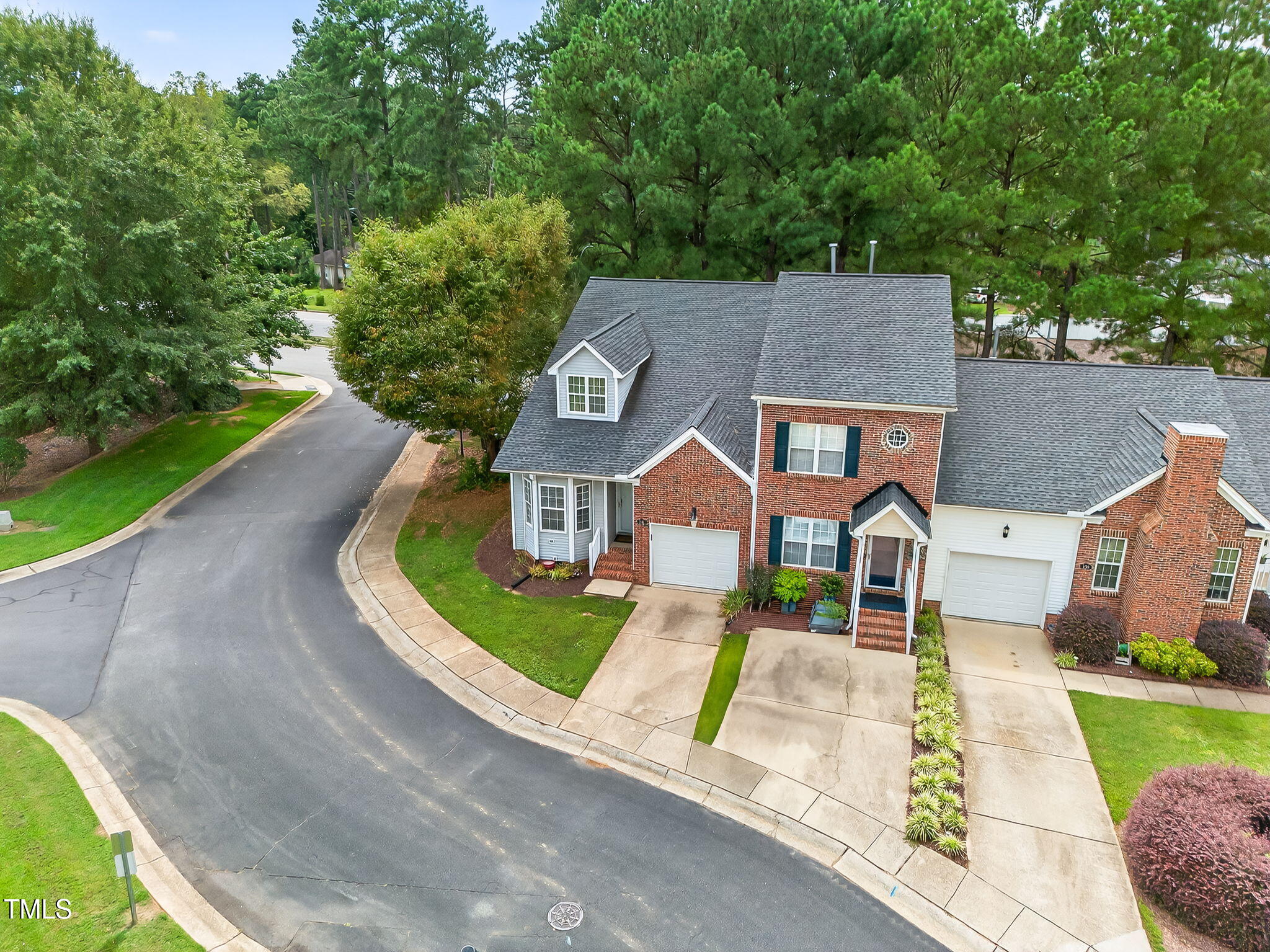 428 Grand Pointe Drive