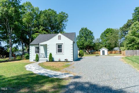 Single Family Residence in Burlington NC 1614 Granville Street.jpg