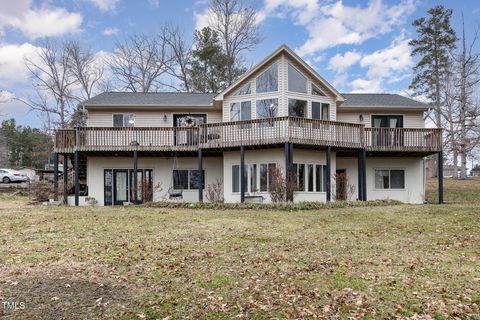 161 Kerr Lake Club Drive Henderson NC 27537