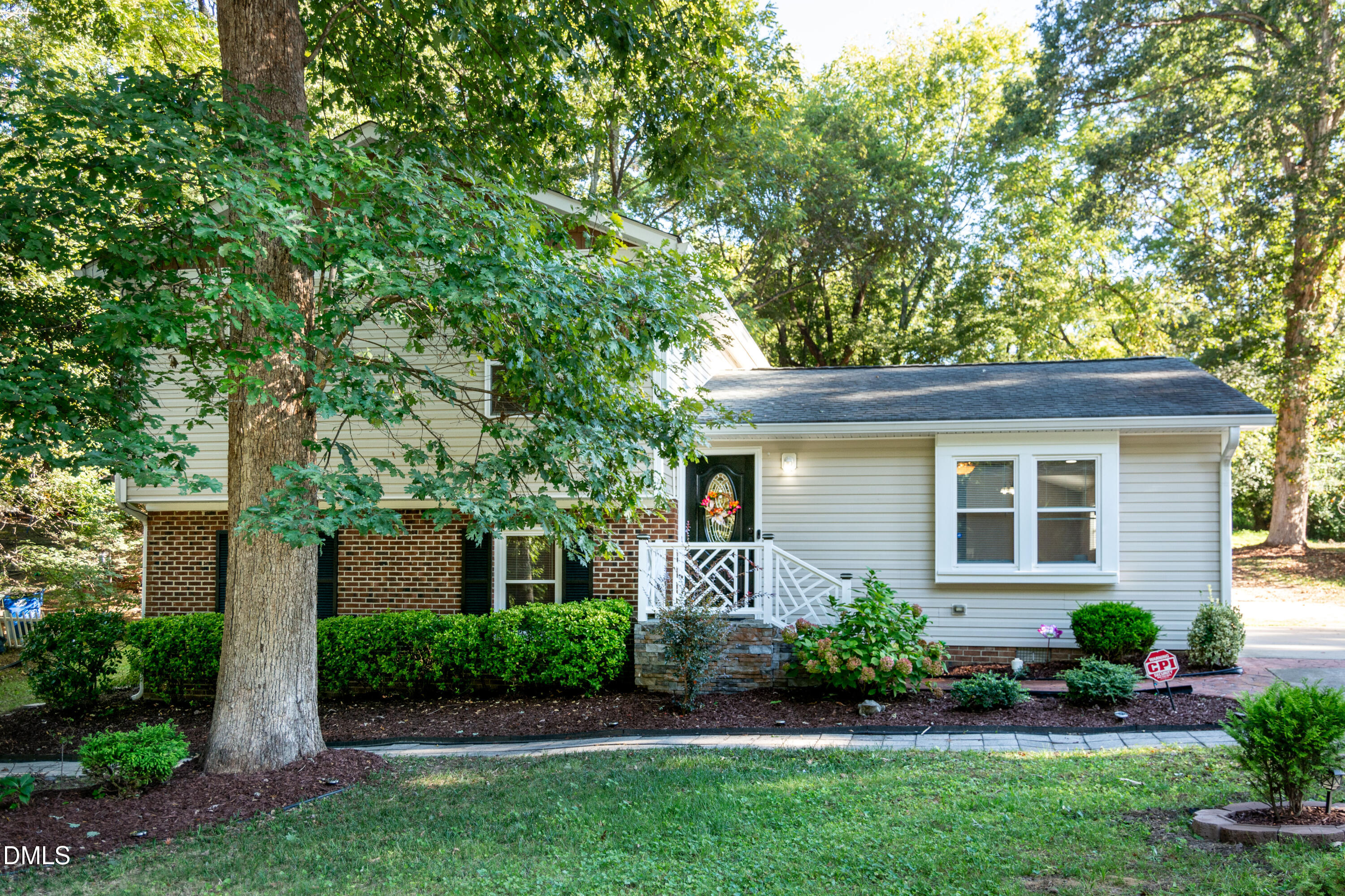 7317 Fox Road