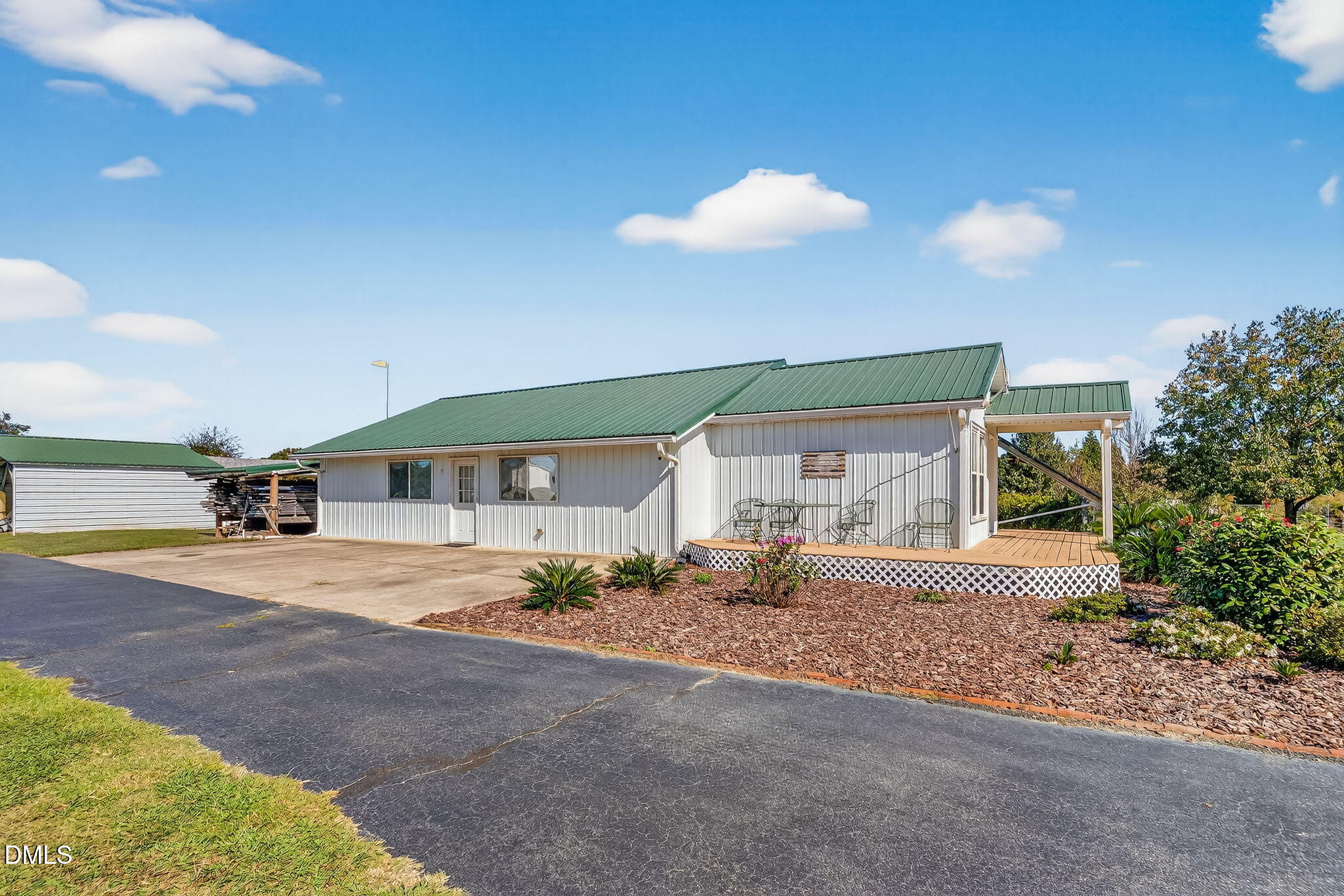 Benson, North Carolina, 27504, United States, 3 Bedrooms Bedrooms, ,3 BathroomsBathrooms,Residential,Active,2043441