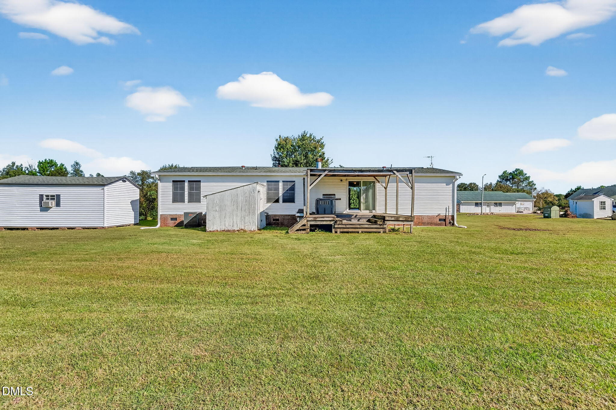 Benson, North Carolina, 27504, United States, 3 Bedrooms Bedrooms, ,3 BathroomsBathrooms,Residential,Active,2043441