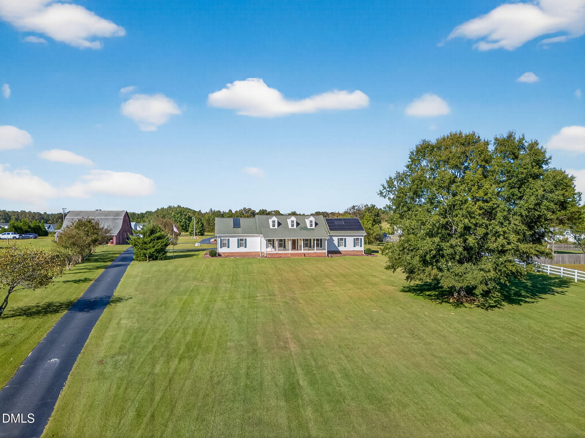Benson, North Carolina, 27504, United States, 3 Bedrooms Bedrooms, ,3 BathroomsBathrooms,Residential,Active,2043441