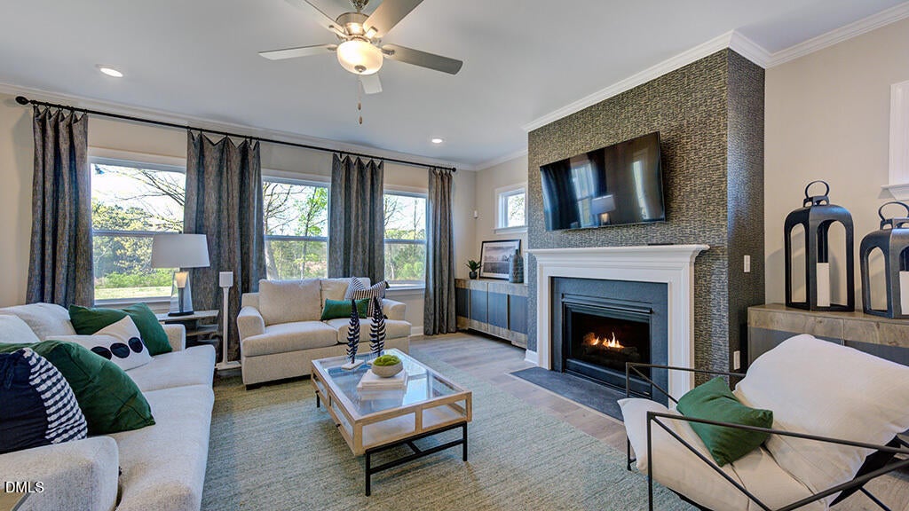 309 Diamond Bluff Lane