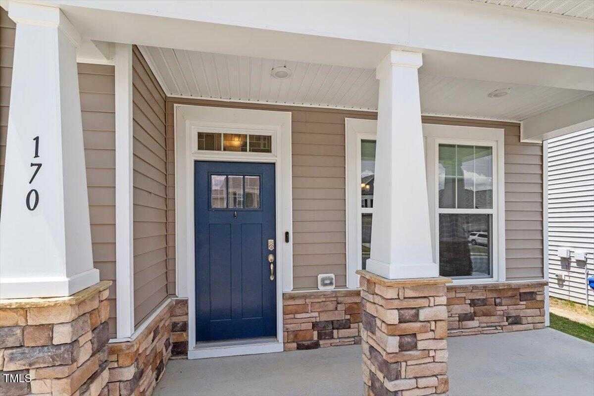 170 Creekhaven Drive