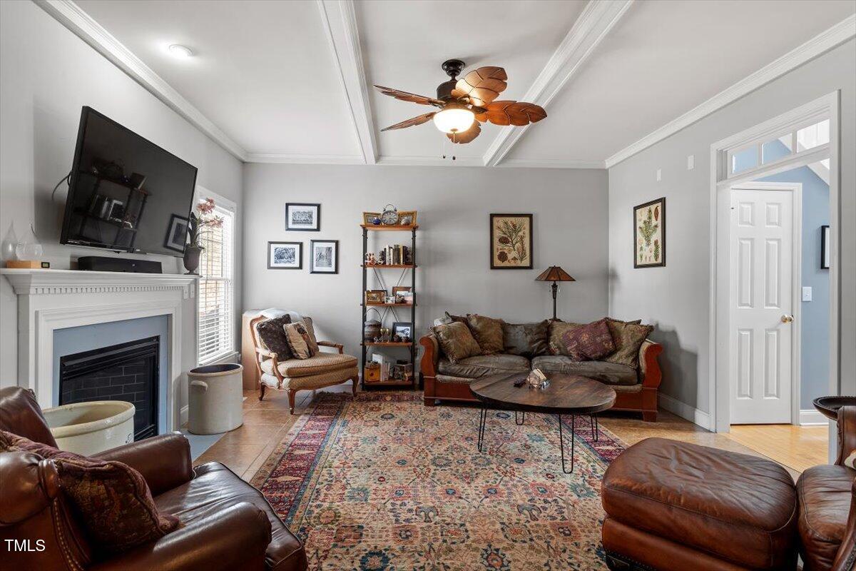 15 Longwood Drive