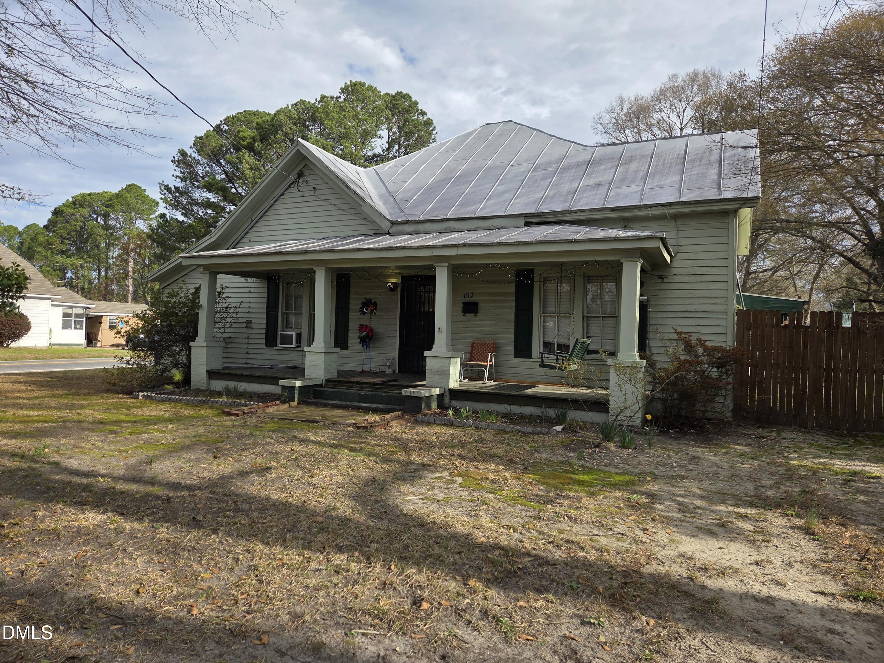 812 W Anderson Street