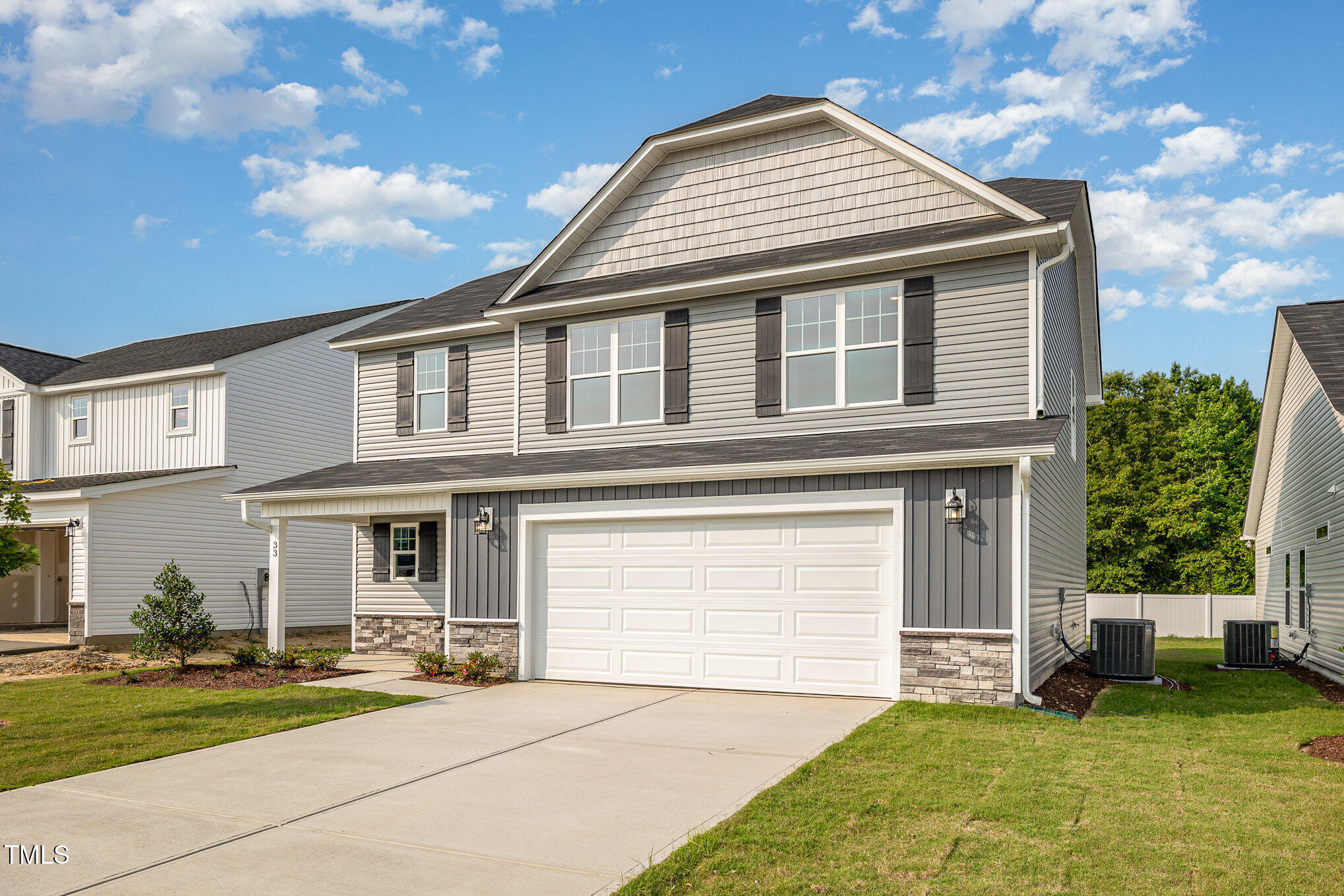 33 W Emily Gardens Drive