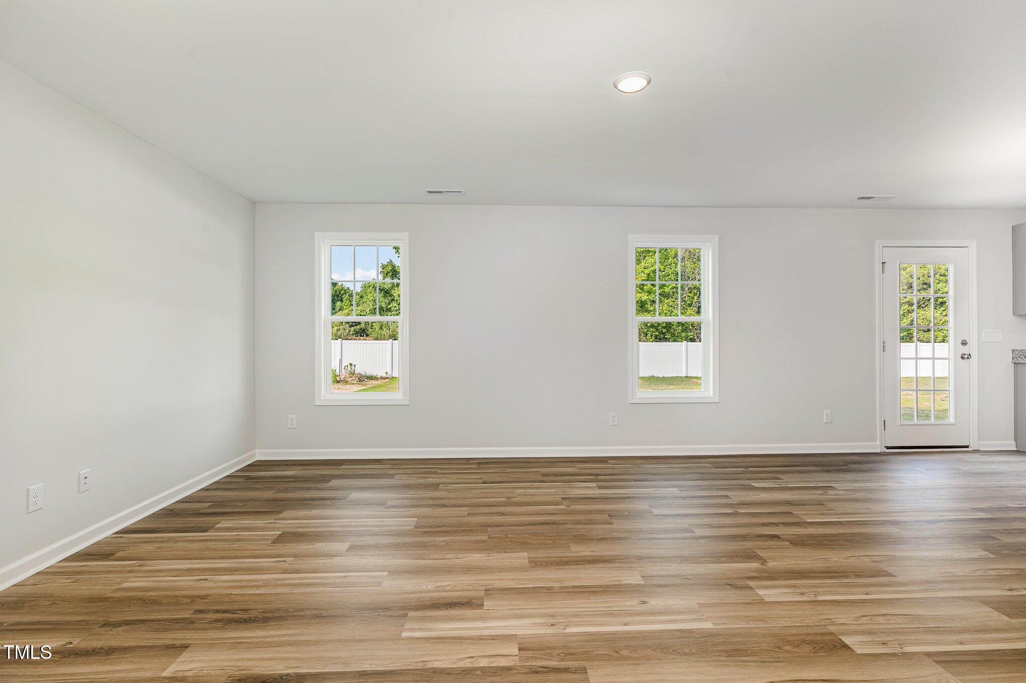 33 W Emily Gardens Drive