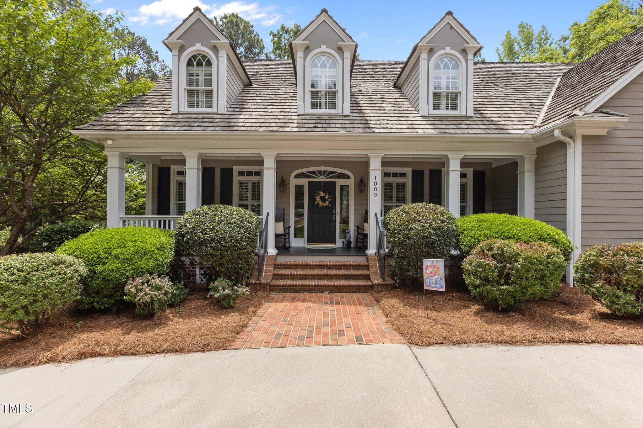1009 Bearglades Lane