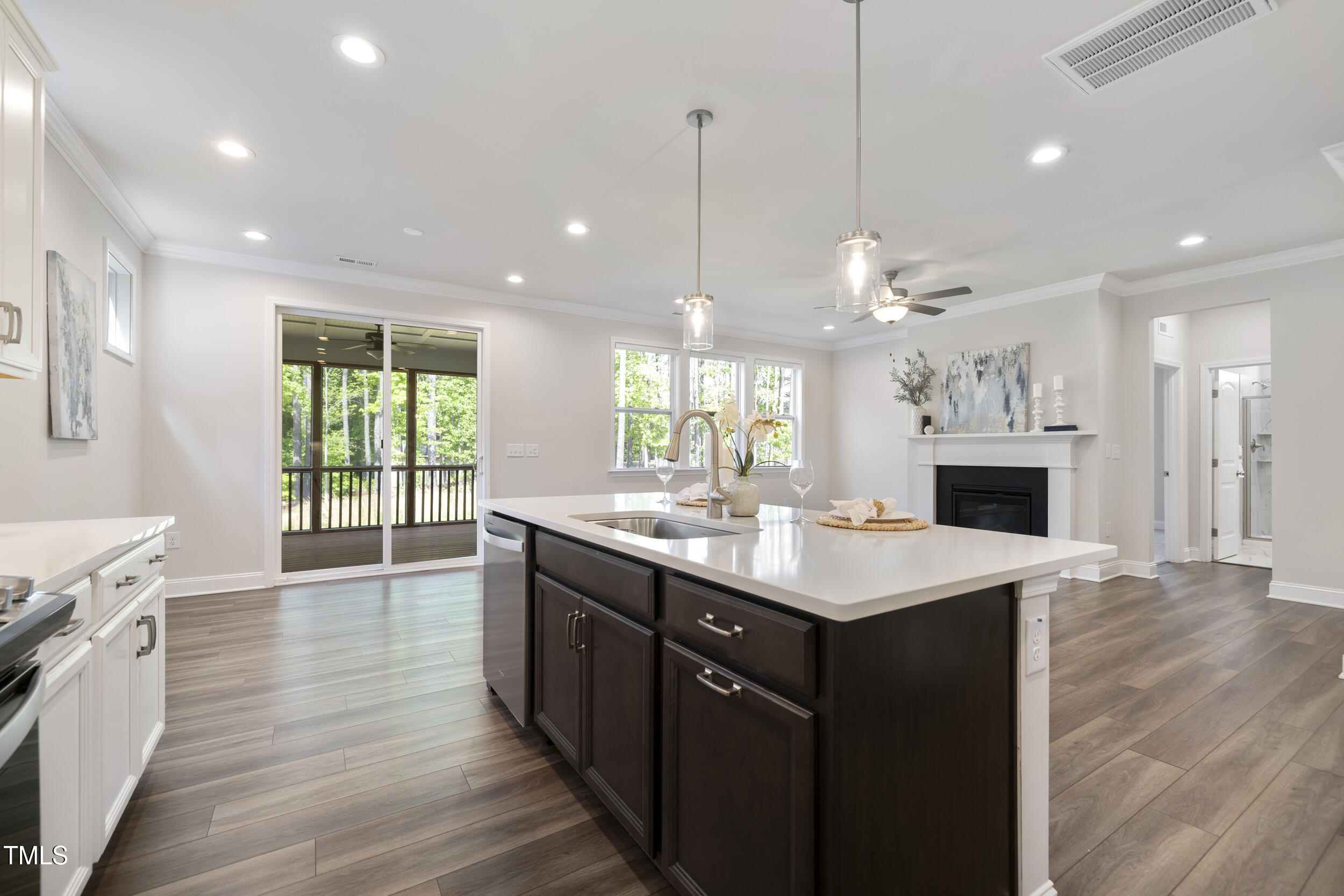 425 Shadow Falls Drive