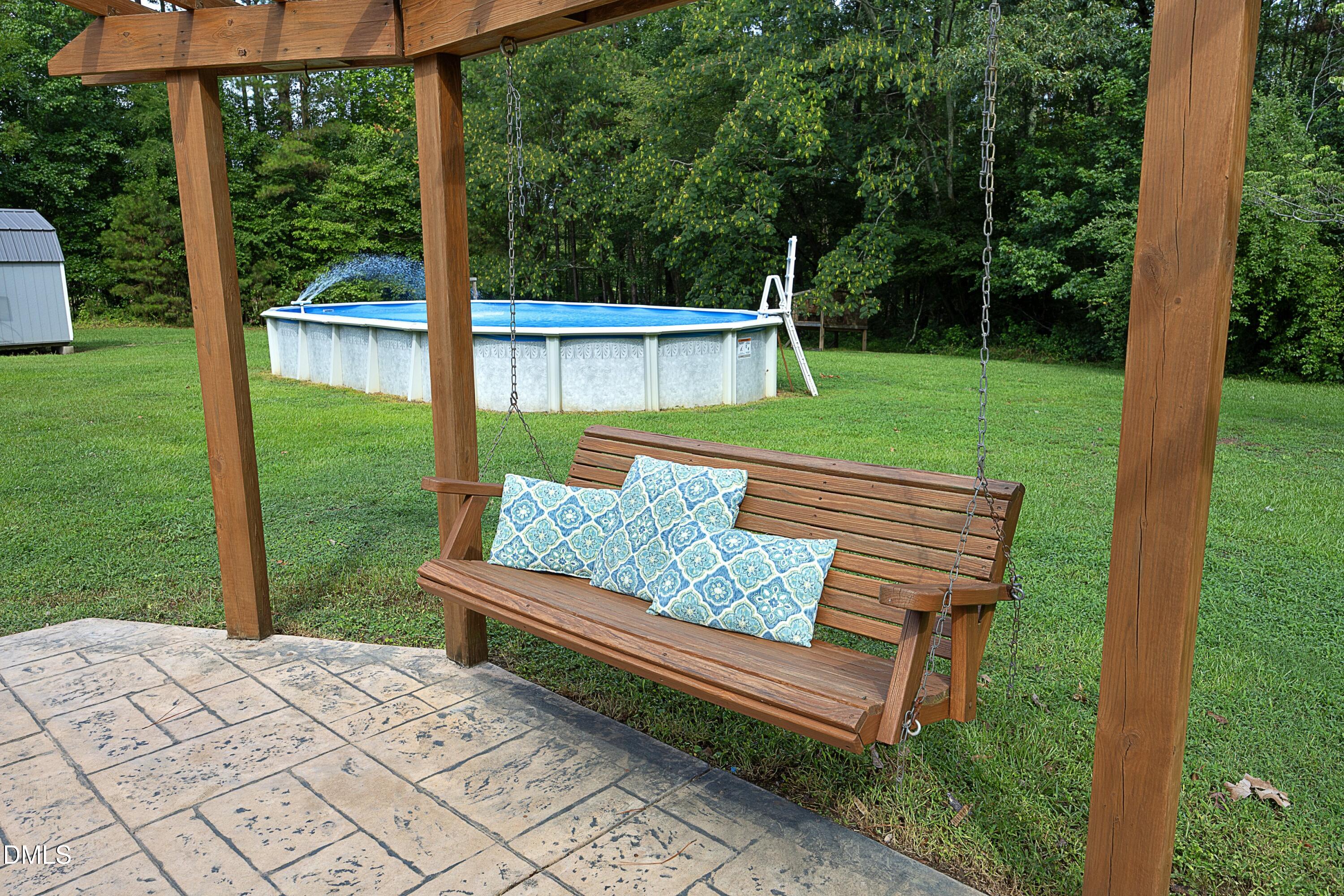 1581 Deep River Road