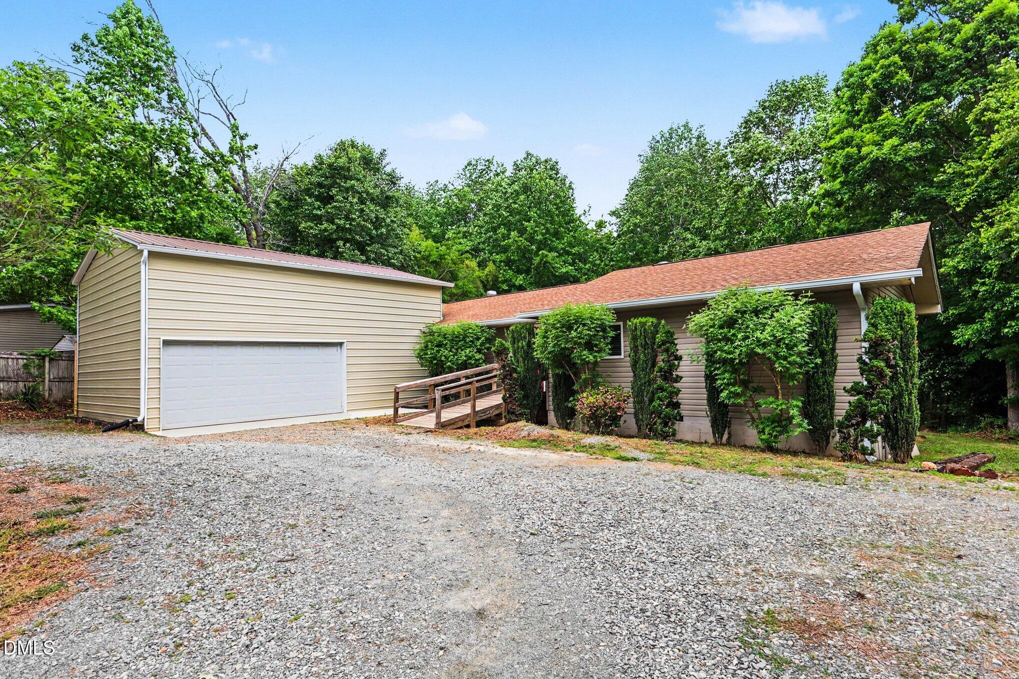 207 Oakland Drive