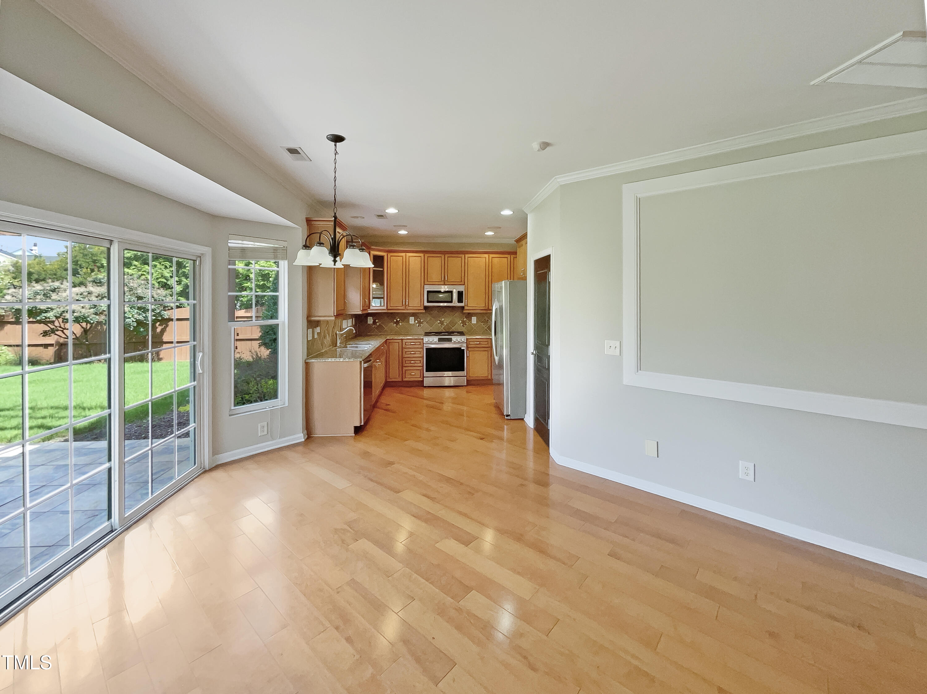 4084 Weavers Pond Drive