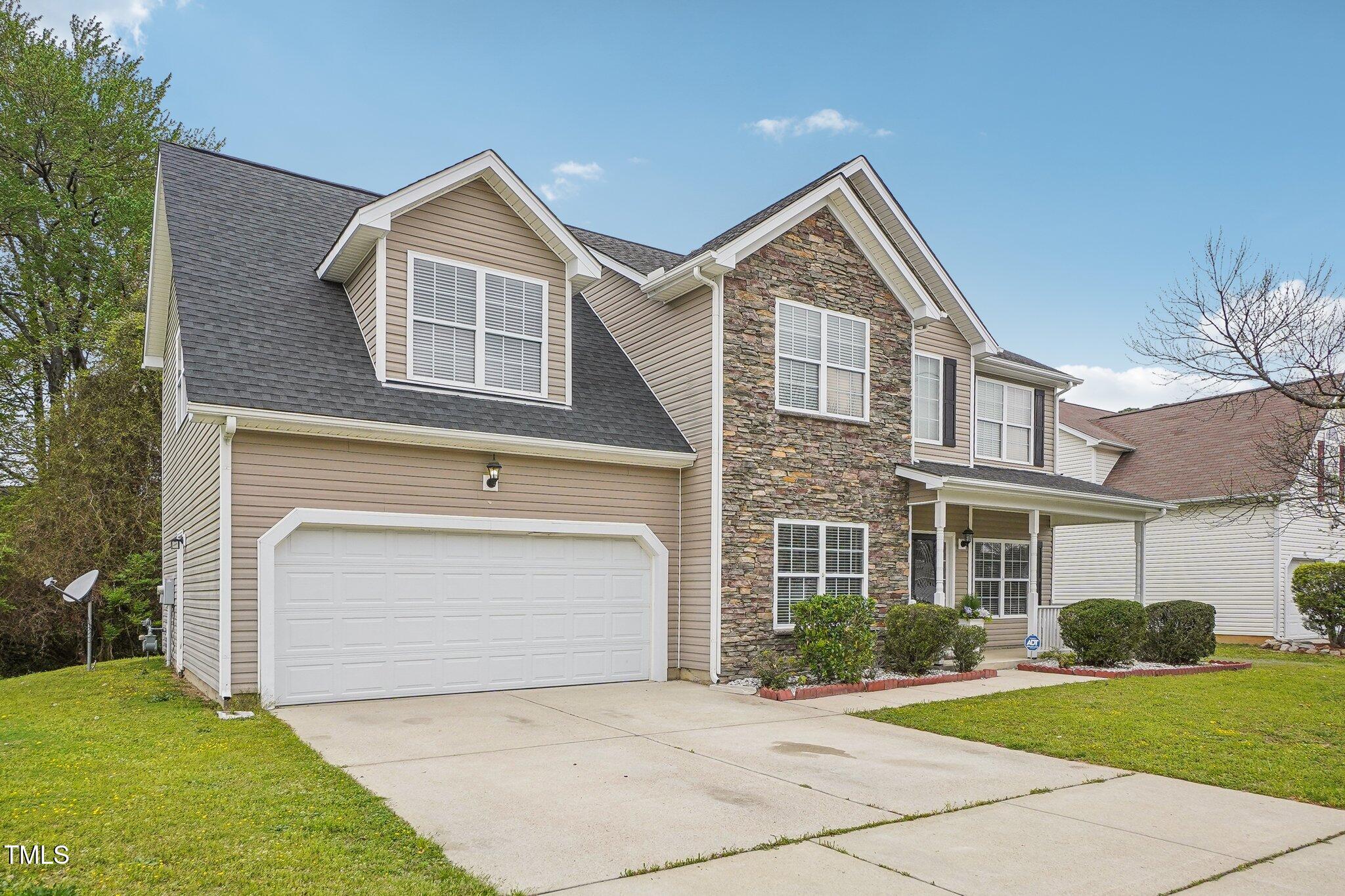 2223 Lazy River Drive