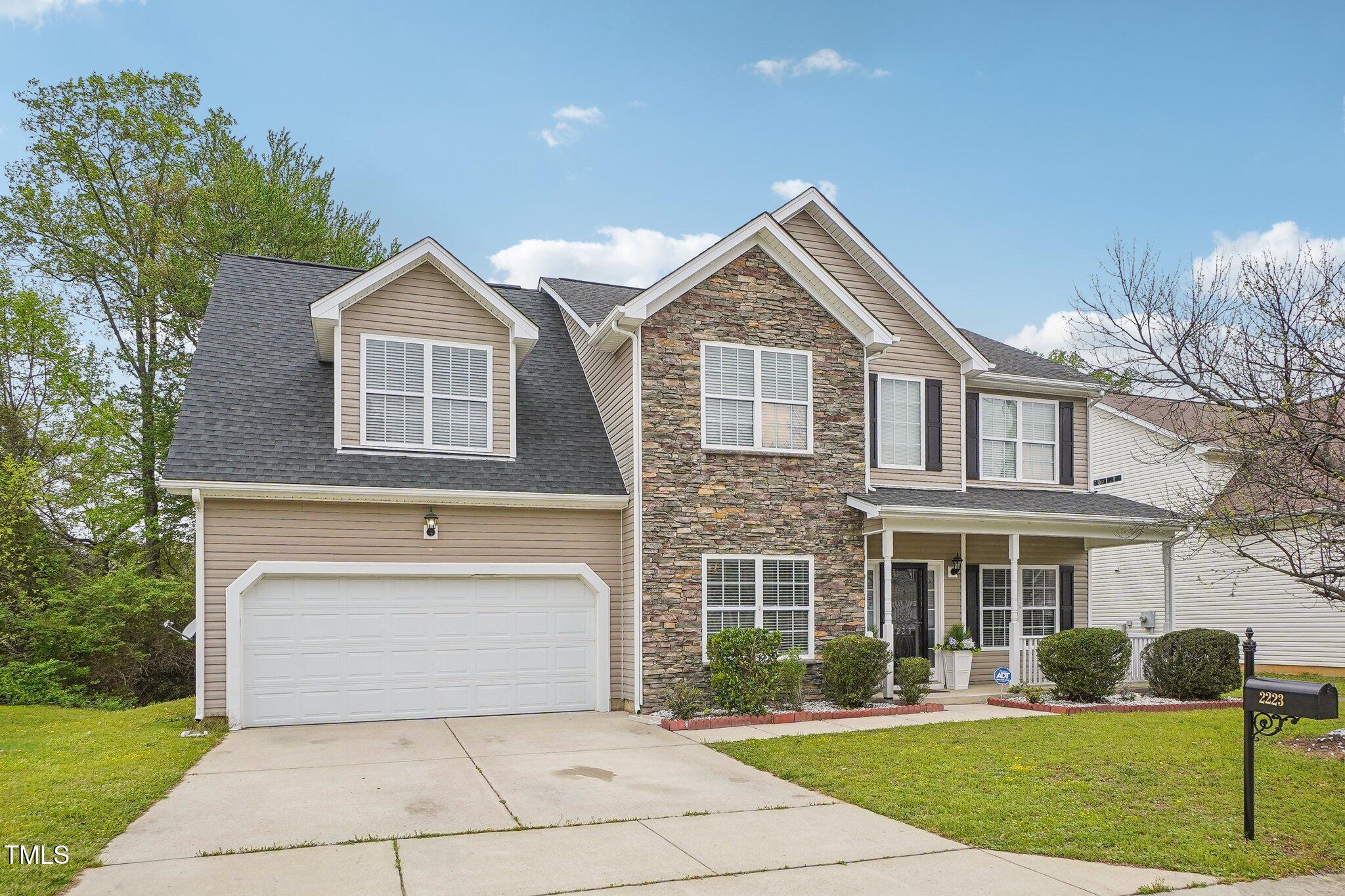 2223 Lazy River Drive