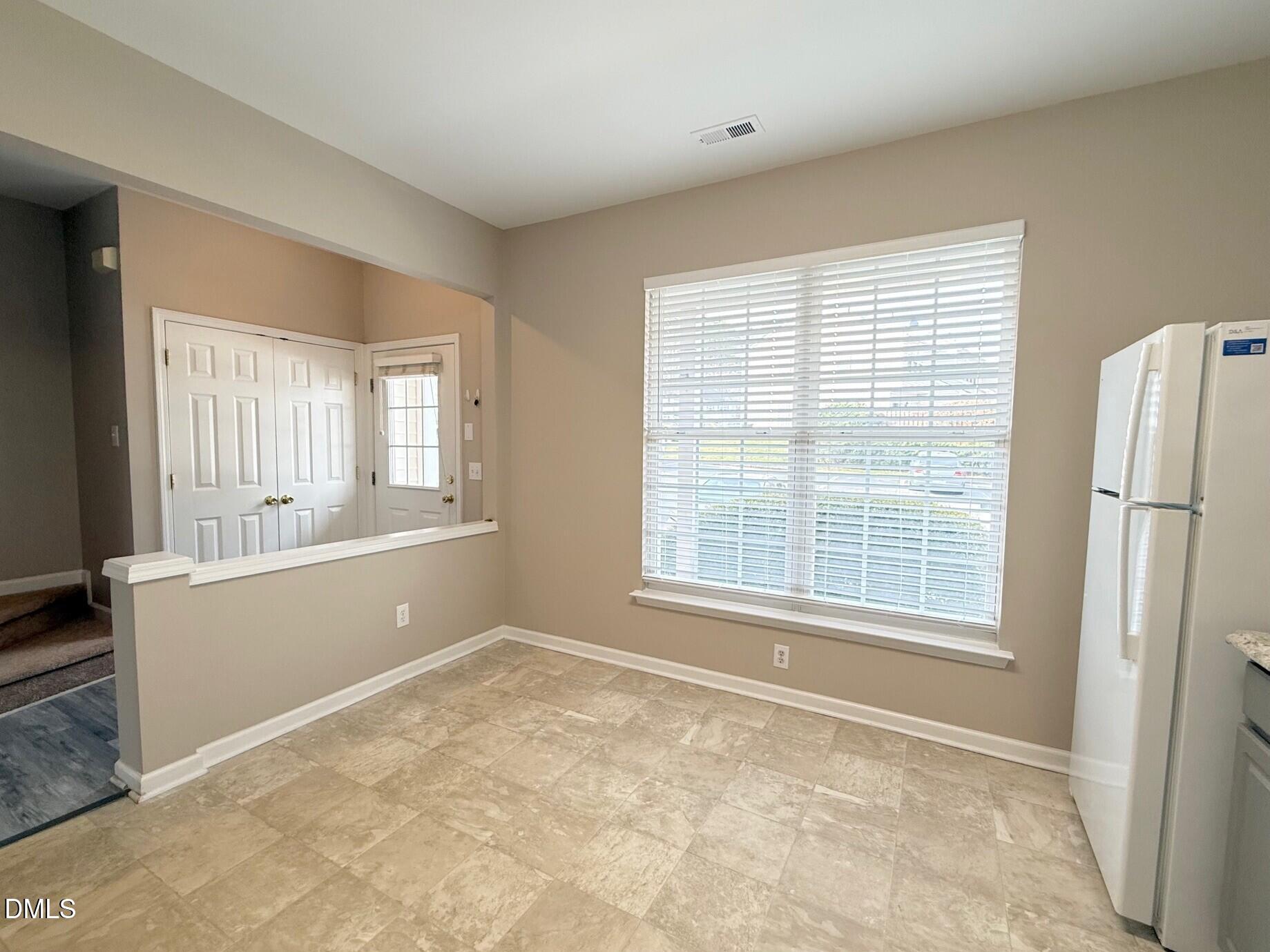 412 Canyon Lake Circle