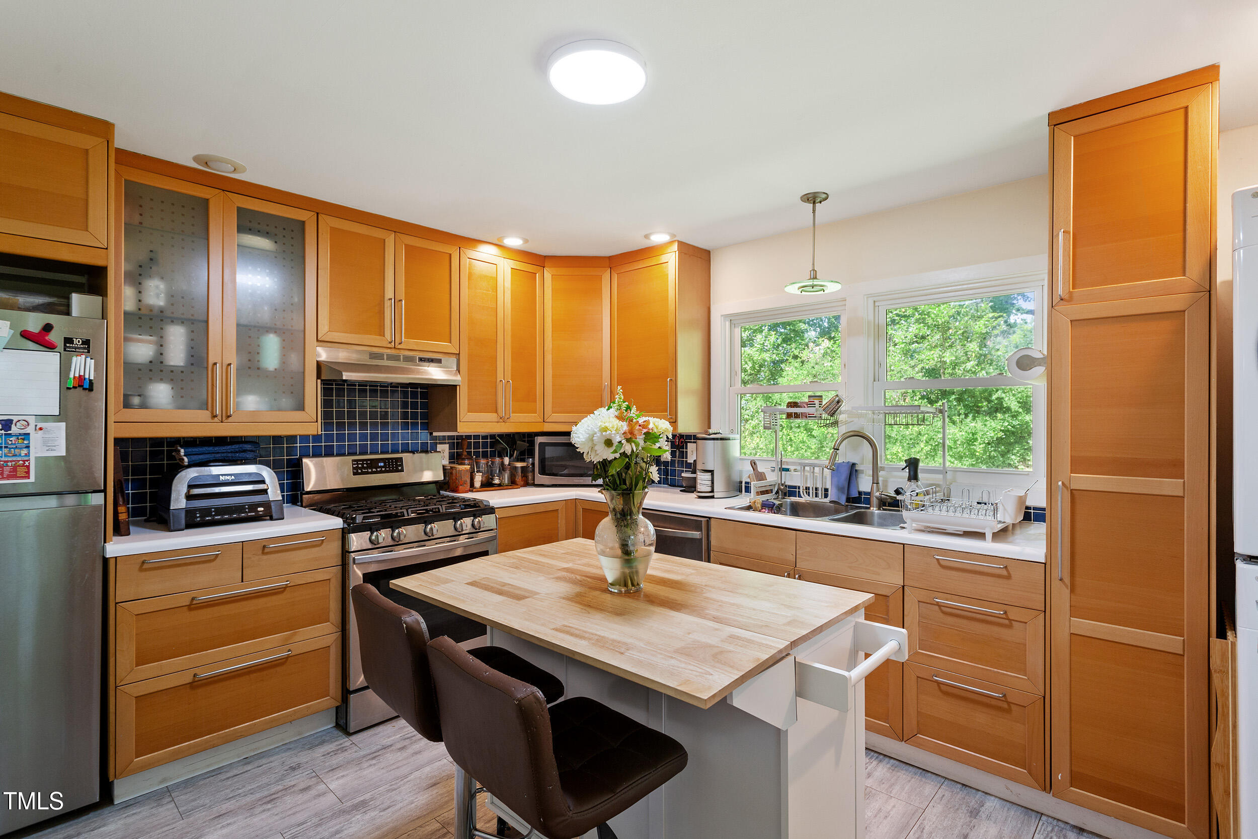 7 Woodward Way