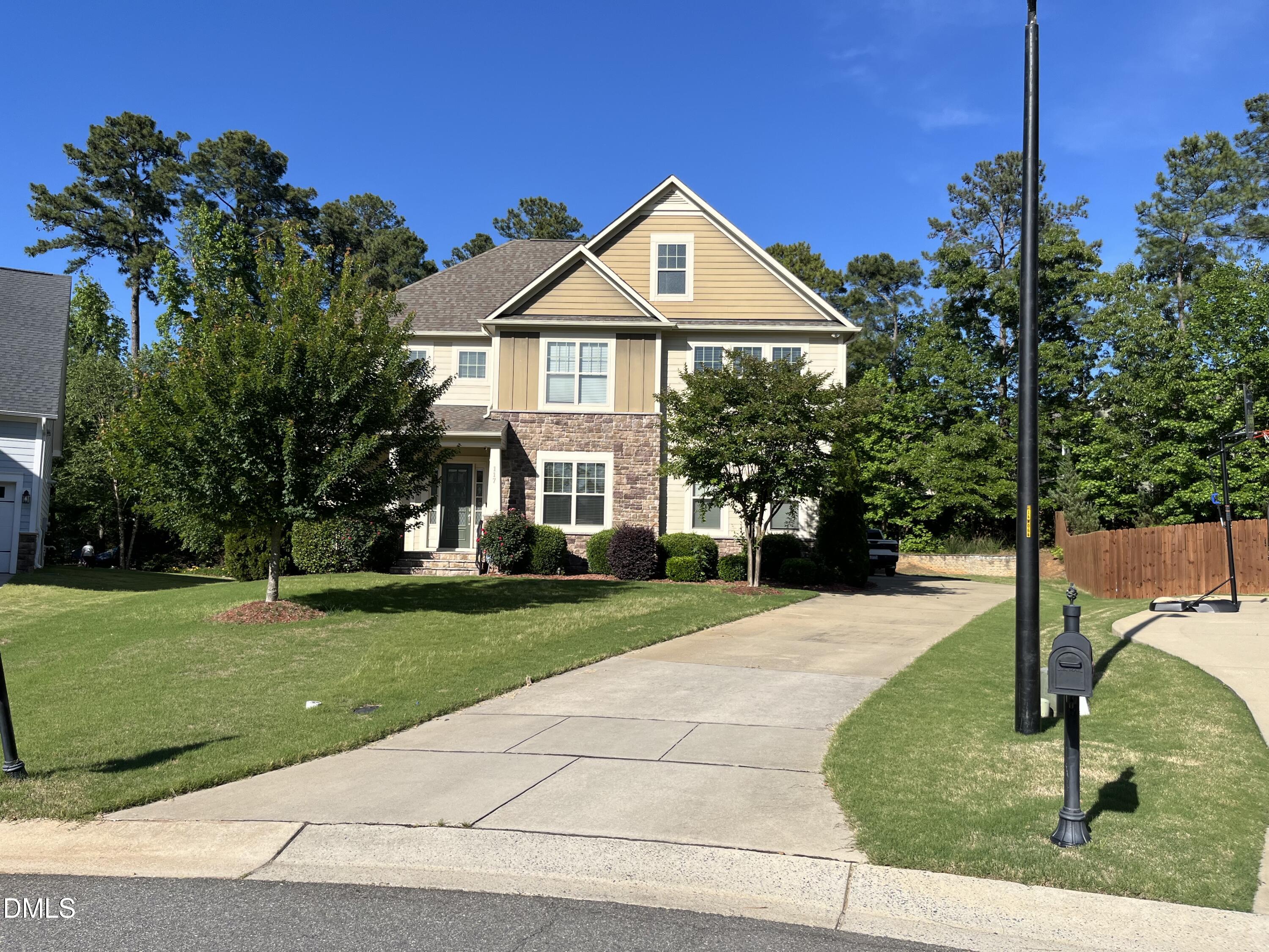 117 Winterview Place