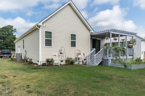 A home in Wendell