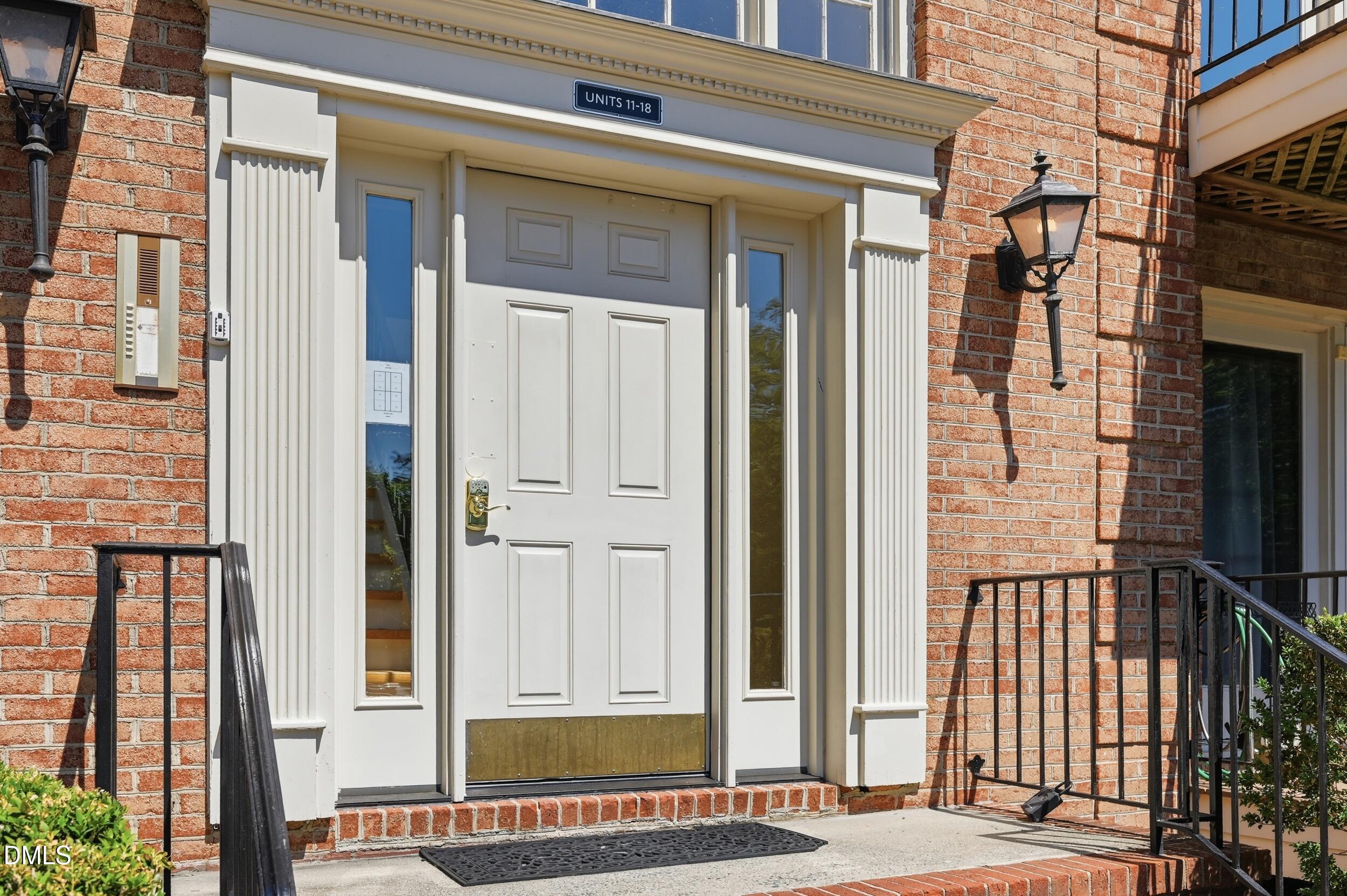 1515 E Franklin Street Apt 16
