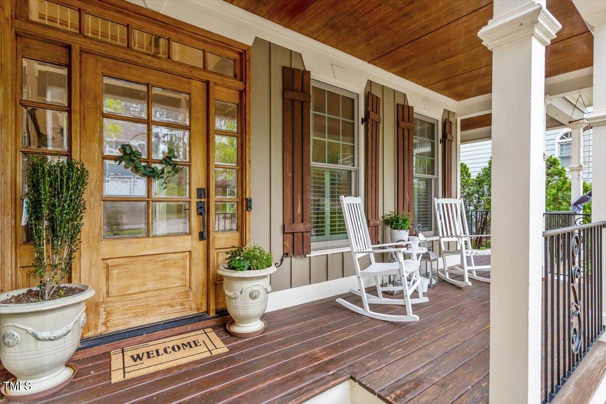 528 Clifton Blue Street