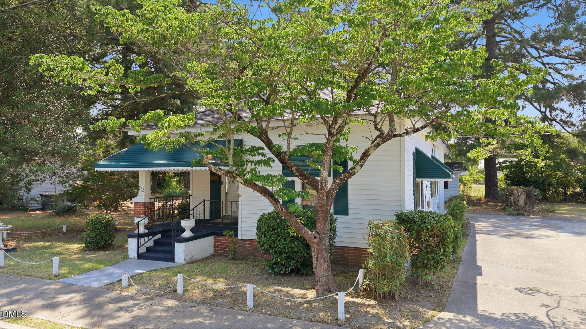 832 Garvis Street