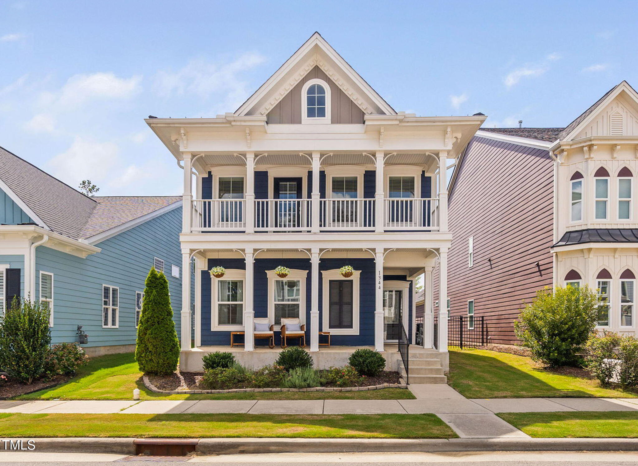 1344 Brown Velvet Lane