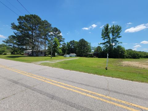 Farm in Kenly NC 568 Boswell Road 5.jpg