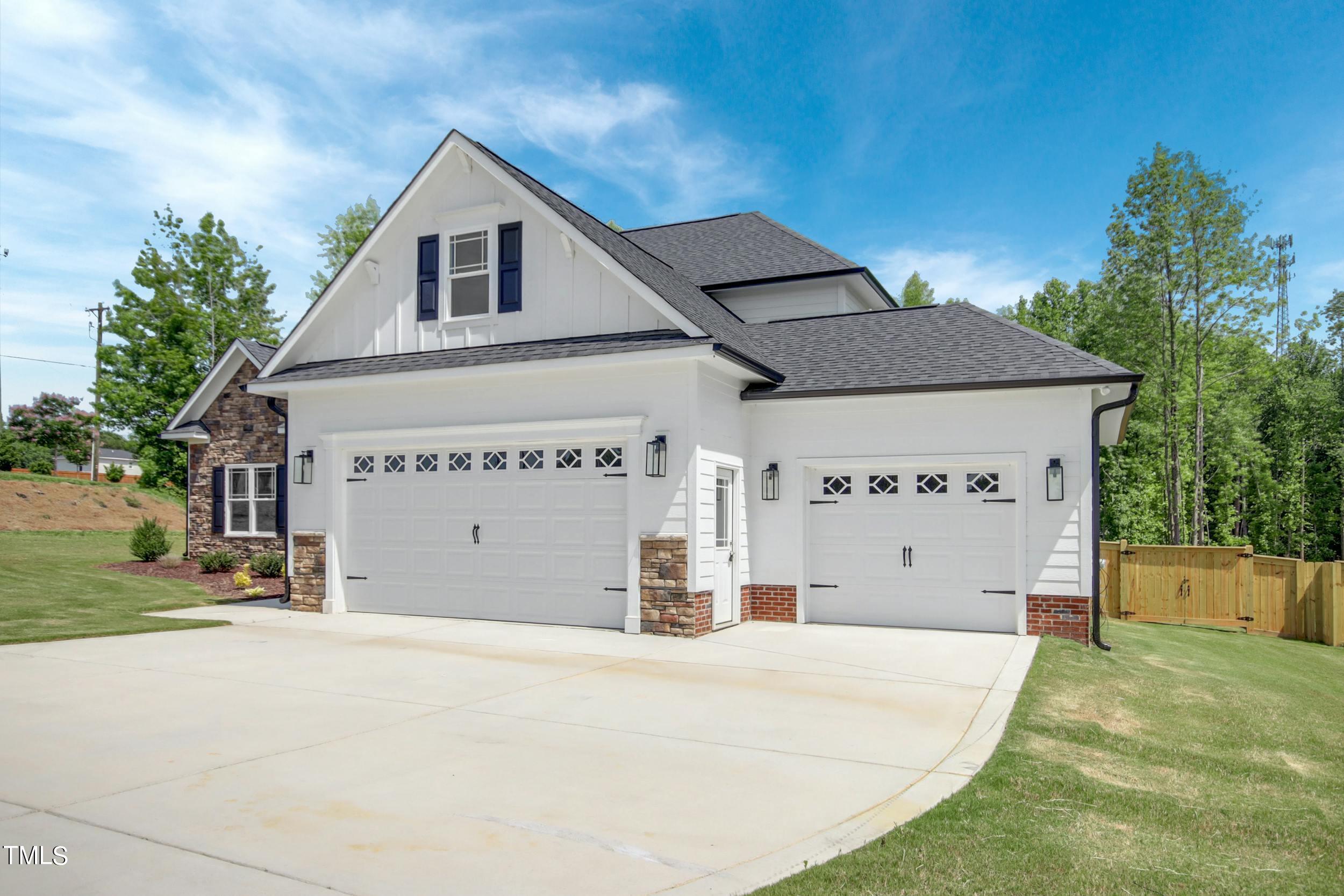 21 Walnut Hall Court